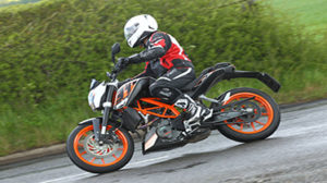 KTM - DUKE 390 MOTORCYCLE