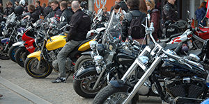 group motorcycle riding